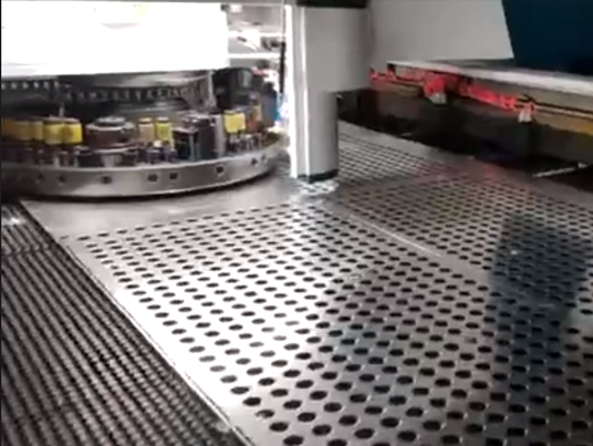 数控转塔冲床视频